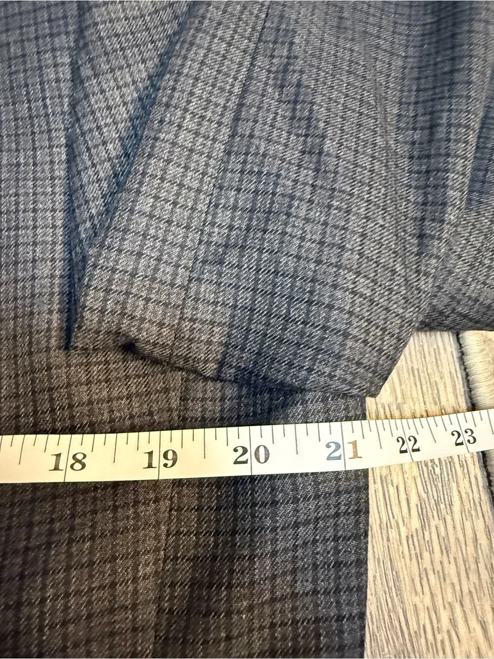 Haggar Men’s Tailored Fit Blazer Sport Coat Jacket 40R Black Gray/Blue/Brw Plaid